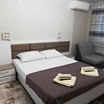 Lägenhet Ani - Spacious 3-bedroom Apartment, Free Parking,10 Min To Old Town Veliko Tărnovo