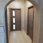 Ani - Spacious 3-bedroom Apartment, Free Parking,10 Min To Old Town Lägenhet *