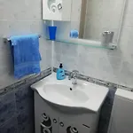 Lägenhet Ani - Spacious 3-bedroom Apartment, Free Parking,10 Min To Old Town Veliko Tărnovo