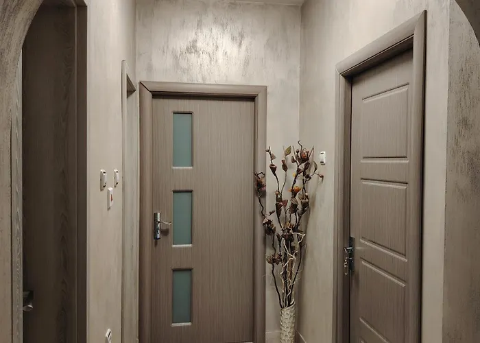 Apartament Ani - Spacious 3-bedroom Apartment, Free Parking,10 Min To Old Town Wielkie Tyrnowo