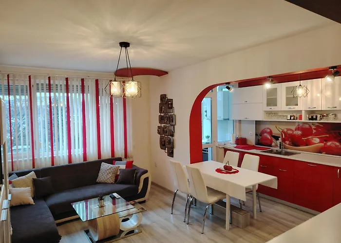 Daire Ani - Spacious 3-bedroom Apartment, Free Parking,10 Min To Old Town *