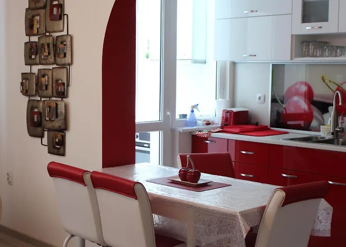 Ani - Spacious 3-bedroom Apartment, Free Parking,10 Min To Old Town Tırnova